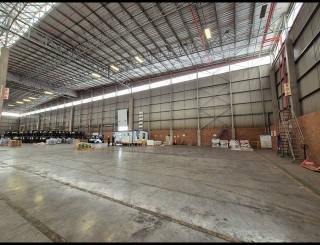 21,490M² WAREHOUSE TO LET IN GOSFORTH PARK